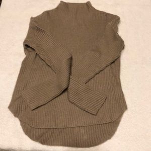 Turtle neck sweater